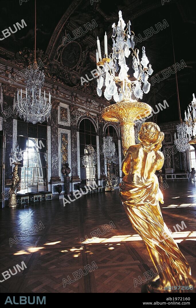 The Hall of Mirrors, Palace of Versailles (UNESCO World Heritage List, 1979). France, 17th century.