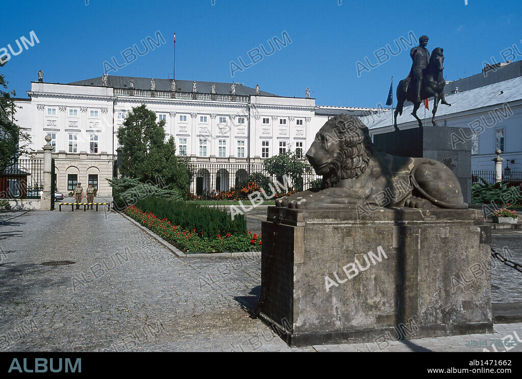 PALACIO PRESIDENCIAL. Ubicado en el PALACIO RADZIWILL. VARSOVIA. POLONIA.