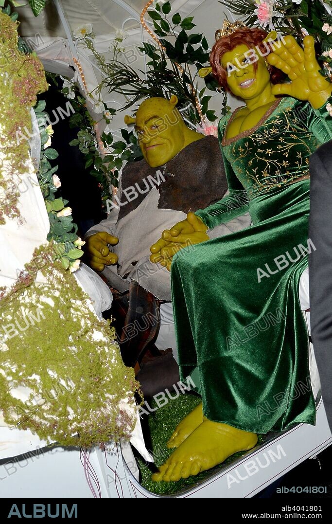 BILL KAULITZ and HEIDI KLUM. October 31, 2018 - New York, NY, USA - October 31, 2018 New York City..Heidi Klum and her new boyfriend,Tom Kaulitz dress as Shrek & Fiona for Halloween on October 31, 2018 in New York City. 31/10/2018