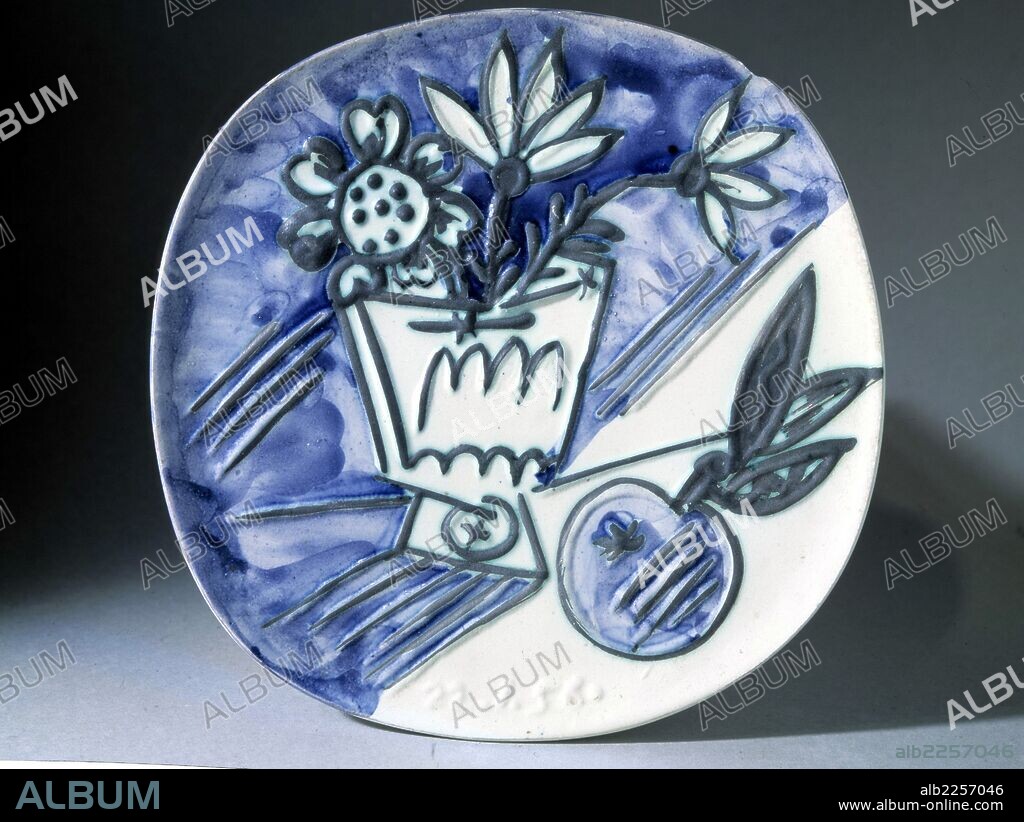 PABLO PICASSO. PICASSO , PABLO RUIZ. PINTOR ESPAÑOL. MALAGA 1881 - 1973. PLATO CERAMICA. COLECCION PARTICULAR. MADRID.