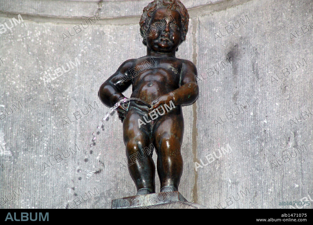 BELGICA. BRUSELAS. 'MANNEKEN PIS', estatua de bronce realizada por el escultor flamenco Jerome Duquesnoy (1602-1654). Se encuentra cerca de la Grand Place. S. XVII.
