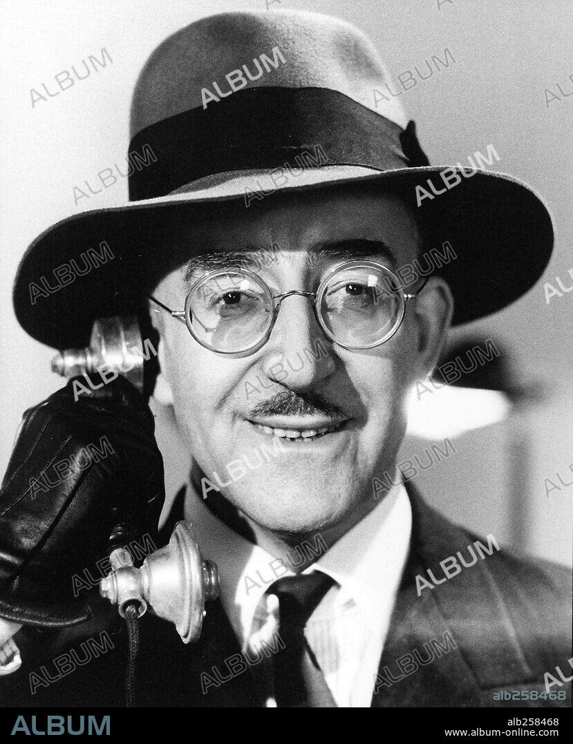 PETER SELLERS in SOFT BEDS AND HARD BATTLES, 1974, directed by ROY BOULTING. Copyright RANK.