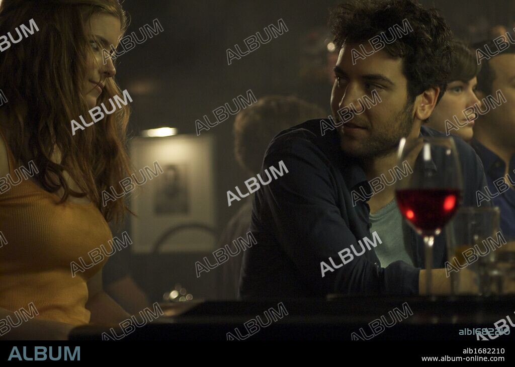 JOSH RADNOR and KATE MARA in HAPPYTHANKYOUMOREPLEASE, 2010, directed by JOSH RADNOR. Copyright PAPER STREET FILMS/TOM SAWYER ENTERTAINMENT.