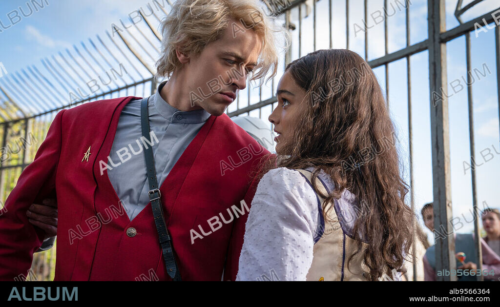 RACHEL ZEGLER und TOM BLYTH in THE HUNGER GAMES: THE BALLAD OF SONGBIRDS AND SNAKES, 2023, unter der Regie von FRANCIS LAWRENCE. Copyright LIONSGATE.