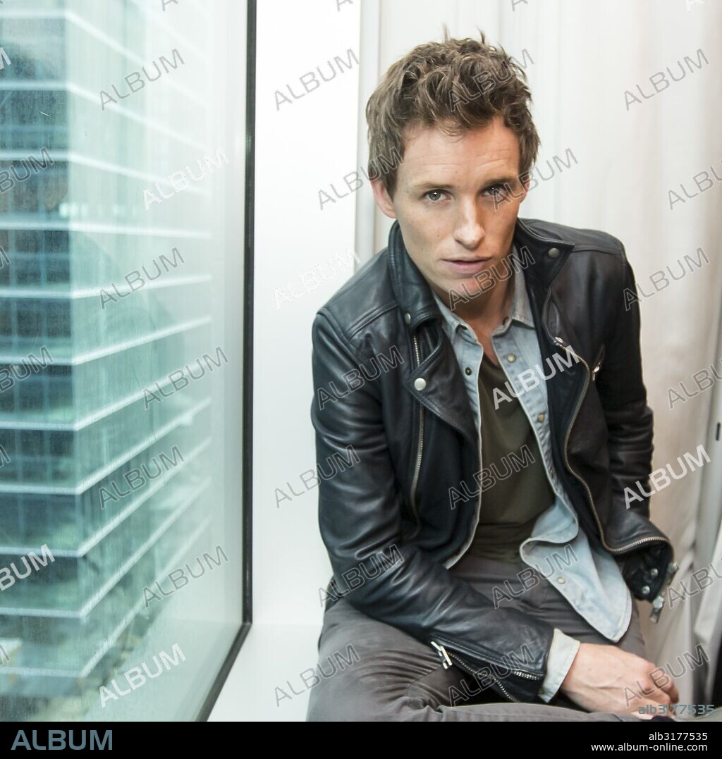 EDDIE REDMAYNE. September 14, 2015 - Hollywood, California, U.S. - EDDIE REDMAYNE promotes 'The Theory of Everything.' Edward John David ?Eddie? Redmayne, OBE (born 6 January 1982) is an English actor, model and singer. Redmayne is the recipient of several accolades, including an Academy Award, a Tony Award, and a British Academy Film Award, and in 2015, he was appointed an Officer of the Order of the British Empire for his services to drama. In addition to his acting career, he supports several social causes, including LGBT rights. He is married to the public relations executive Hannah Bagshawe. (Credit Image: © Armando Gallo via ZUMA Studio). 09/09/2014