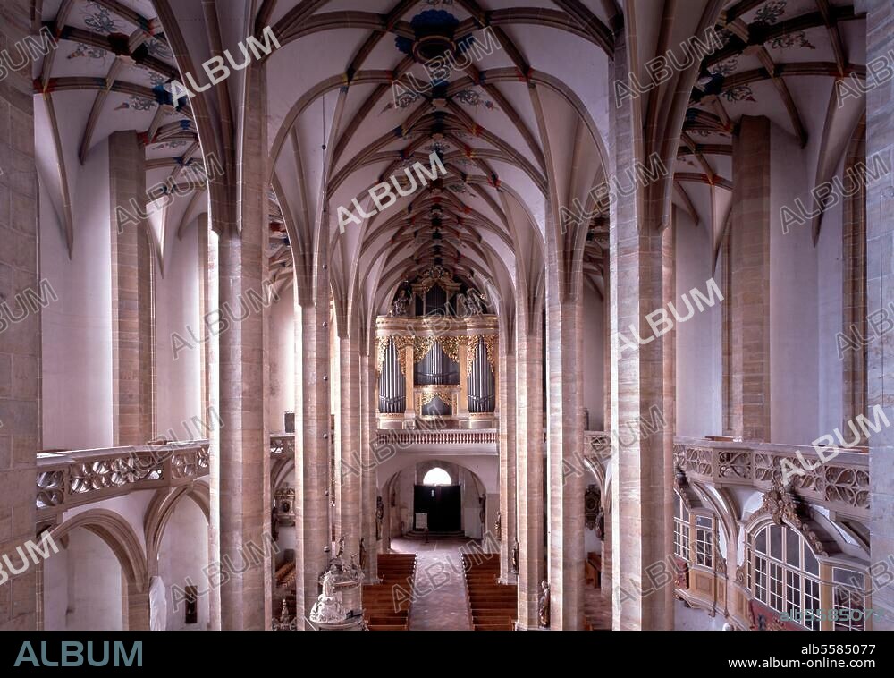 Freiberg (Sachsen), Dom St. Maria (Unser Lieben Frauen), (spätgot. Hallenkirche 1484-1501 mit Resten des roman. Vorgängerbaus). Innenansicht: Blick vom Lettner nach Westen zur Silbermannorgel (1710-14 von Gottfried Silbermann). Foto, 1997 (Florian Monheim).