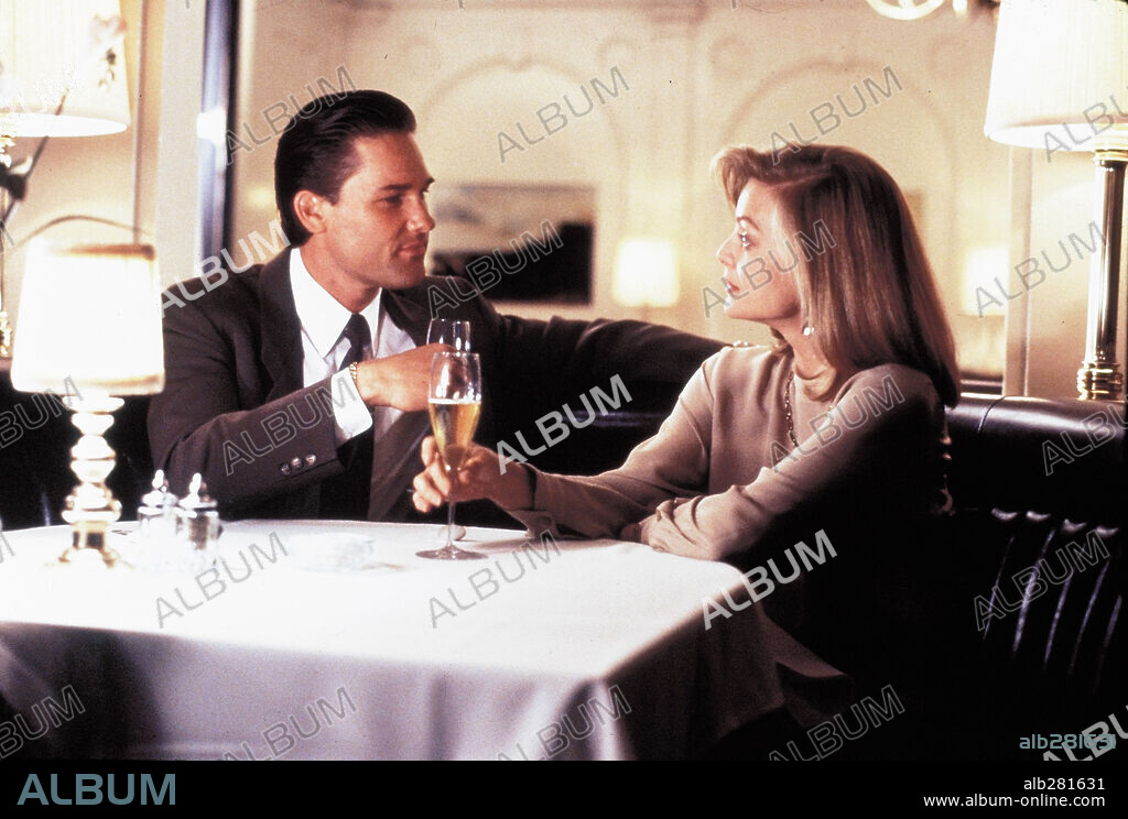 KURT RUSSELL y MICHELLE PFEIFFER en CONEXIÓN TEQUILA, 1988 (TEQUILA SUNRISE), dirigida por ROBERT TOWNE. Copyright WARNER BROTHERS.