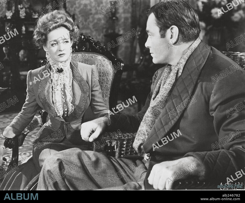 BETTE DAVIS y HERBERT MARSHALL en LA LOBA, 1941 (THE LITTLE FOXES), dirigida por WILLIAM WYLER. Copyright RKO/SAMUEL GOLDWYN.