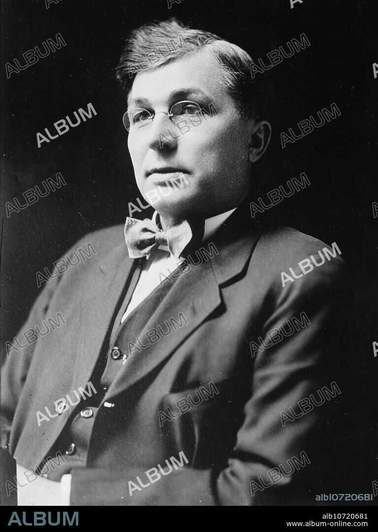 BAIN NEWS SERVICE. Dr. C. L. Barewald, between c1915 and c1920. Shows Davenport, Iowa mayor Charles Lawrence Barewald (1869-1932).