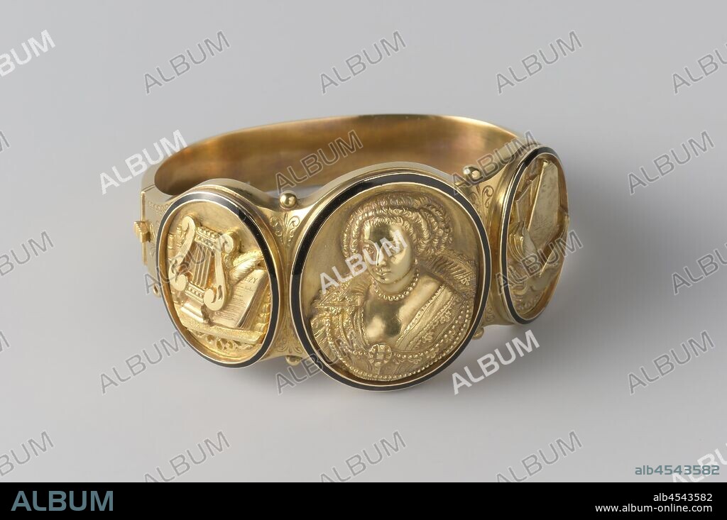 Parure Bracelet with Amalia from Solms, Gold and Enamel Bracelet, with an image of Amalia from Solms, Amalia from Solms, J.M. van Kempen & Zoon, Voorschoten, c. 1854 - c. 1858, gold (metal).