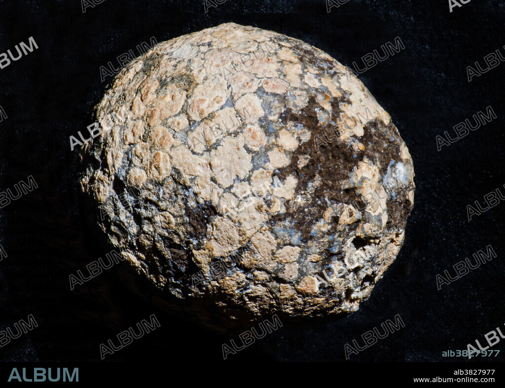Geode Unopened. Arizona.