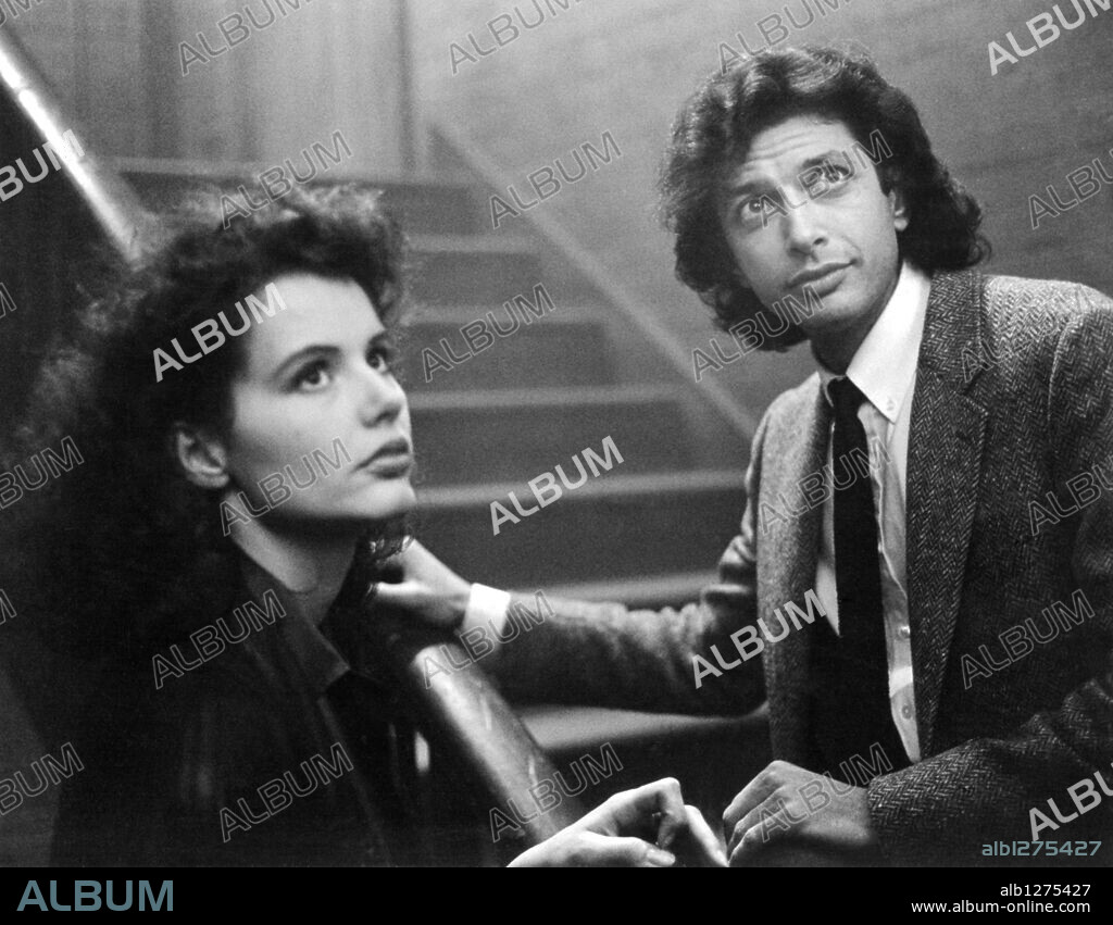 GEENA DAVIS and JEFF GOLDBLUM in THE FLY, 1986, directed by DAVID CRONENBERG. Copyright 20TH CENTURY FOX.