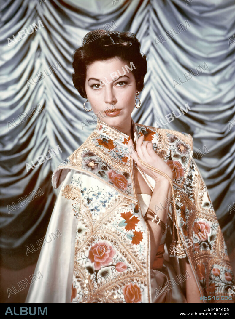 AVA GARDNER in THE BAREFOOT CONTESSA, 1954, directed by JOSEPH L. MANKIEWICZ. Copyright UNITED ARTISTS.