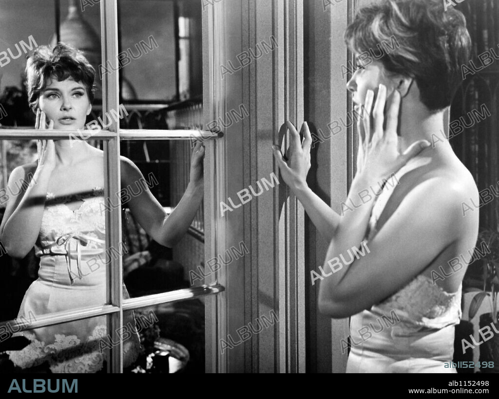 JOANNE WOODWARD in A NEW KIND OF LOVE, 1963, directed by MELVILLE SHAVELSON. Copyright PARAMOUNT PICTURES.