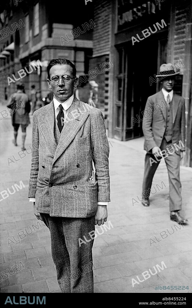 ARKIV 1928 . Bertil Strahl, redaktör på tidningen Social-Demokraten.. Bertil Strahl, editor at the newspaper "Social-Demokraten".. Foto: TT / Kod 1900.