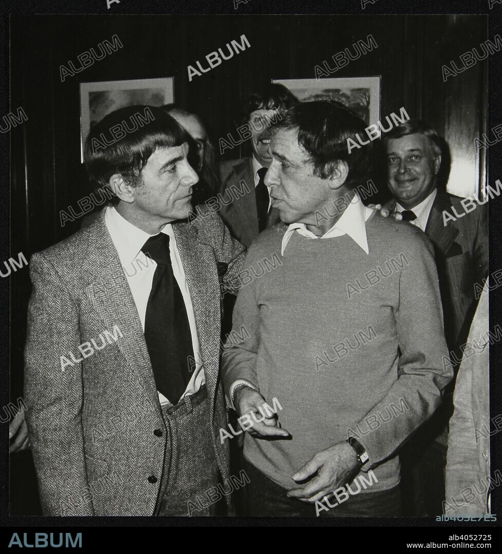 Louie Bellson and Buddy Rich at the International Drummers' Association meeting, 1978.