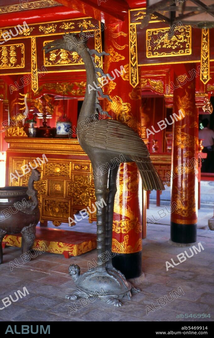 The Temple of Literature or Van Mieu is one of Vietnam’s foremost cultural treasures. Founded in 1070 by King Ly Thanh Tong of the Early Ly Dynasty, the temple was originally dedicated both to Confucius and to Chu Cong, a member of the Chinese royal family credited with originating many of the teachings that Confucius developed five hundred years later. The site was selected by Ly Dynasty geomancers to stand in harmony with the Taoist Bich Cau temple and the Buddhist One Pillar Pagoda, representing the three major fonts of Vietnamese tradition. Six years later, in 1076, the Quoc Tu Giam, or ‘School for the Sons of the Nation’, was established at the same location when King Ly Nhan Tong (1072-1127) established Vietnam’s first university. The tradition of Confucian education flourished at the Temple of Literature, with the custom of offering a cloak to successful candidates beginning in 1374, whilst in 1484 the first stele bearing the names of doctoral graduates was erected.