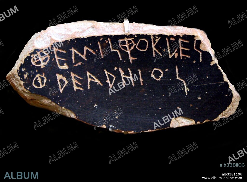 ANTIQUE ART. Ostrakon: Ostracism against Themistokles.