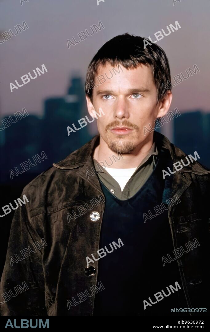ETHAN HAWKE en TRAINING DAY: DÍA DE ENTRENAMIENTO, 2001 (TRAINING DAY), dirigida por ANTOINE FUQUA. Copyright WARNER BROS. PICTURES.