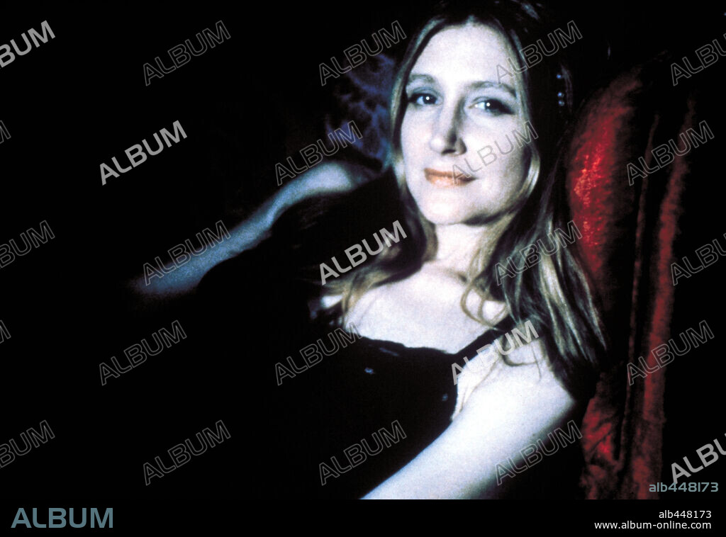 PATRICIA CLARKSON in HIGH ART, 1998, directed by LISA CHOLODENKO. Copyright OCTOBER FILMS / THOMPSON, WALTER.
