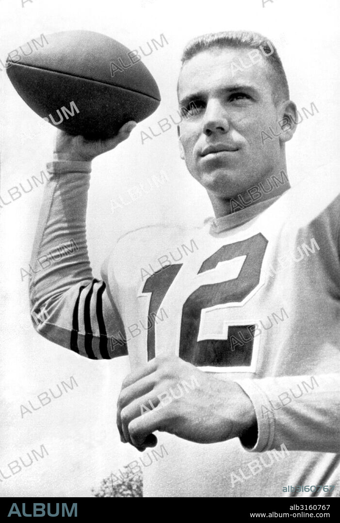 Annapolis, Maryland: September 23, 1963 A passing protrait of Navy quarterback Roger Staubach.