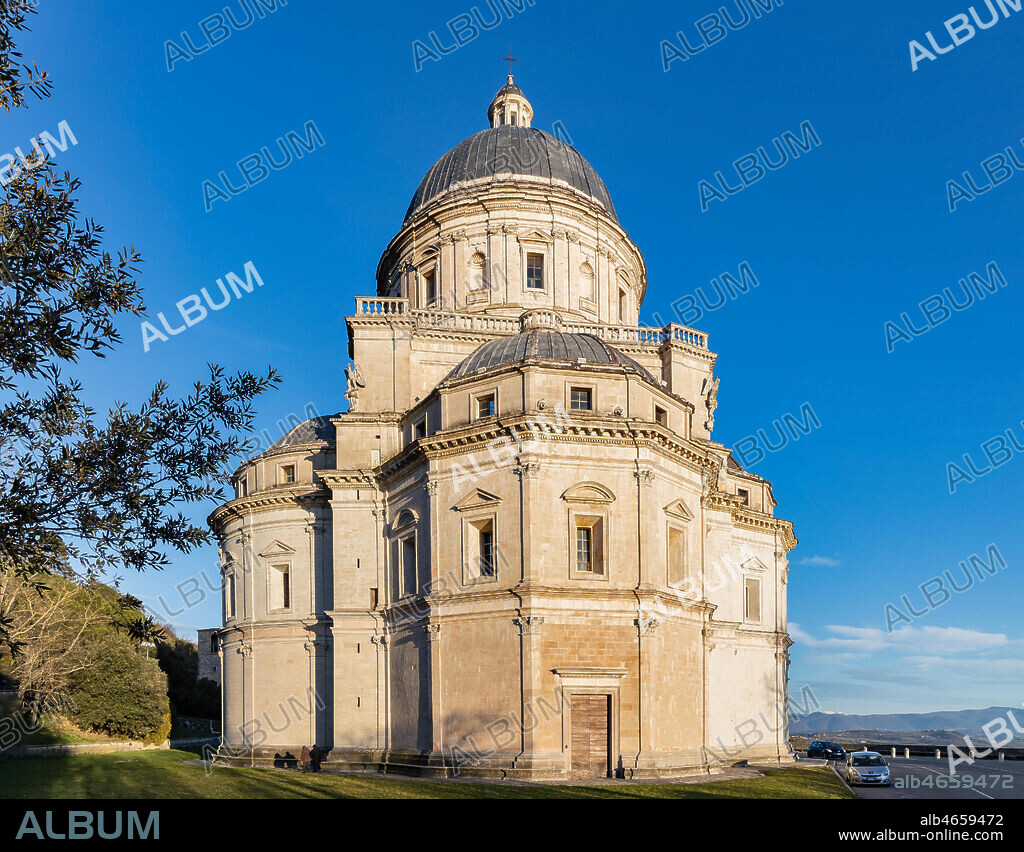 Todi: Temple of Santa Maria della Consolazione, built in the sixteenth century on a possible central plan project by Bramante.