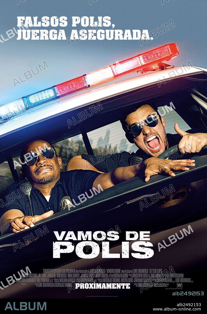 Affiche de LET'S BE COPS, 2014, réalisé par LUKE GREENFIELD. Copyright GENRE FILMS/TWENTIETH CENTURY FOX FILM CORPORATION/WIDEAWAKE.