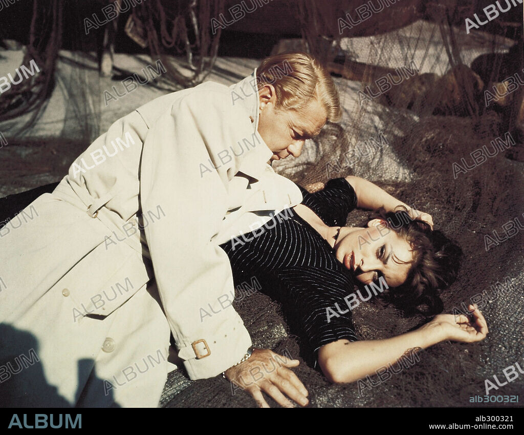 ALAN LADD y SOPHIA LOREN en LA SIRENA Y EL DELFÍN, 1957 (BOY ON A DOLPHIN), dirigida por JEAN NEGULESCO. Copyright 20TH CENTURY FOX.