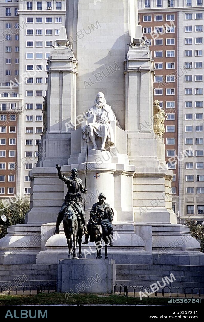Monumento de Cervantes, Cervantes monument with a sculpture of Don Quixote and Sancho Panza on the Plaza de Espana, Madrid, Spain, Europe