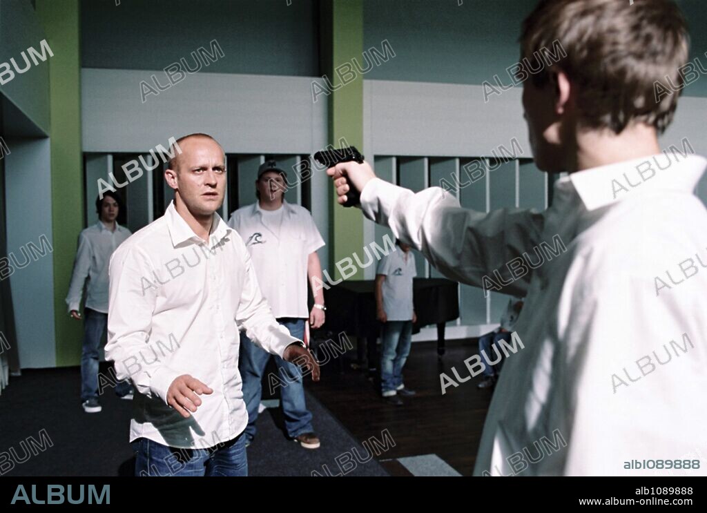 JURGEN VOGEL in THE WAVE, 2008 (DIE WELLE), directed by DENNIS GANSEL. Copyright RAT PACK FILMPRODUKTION GMBH/CONSTANTIN FILM PRODUKTION.