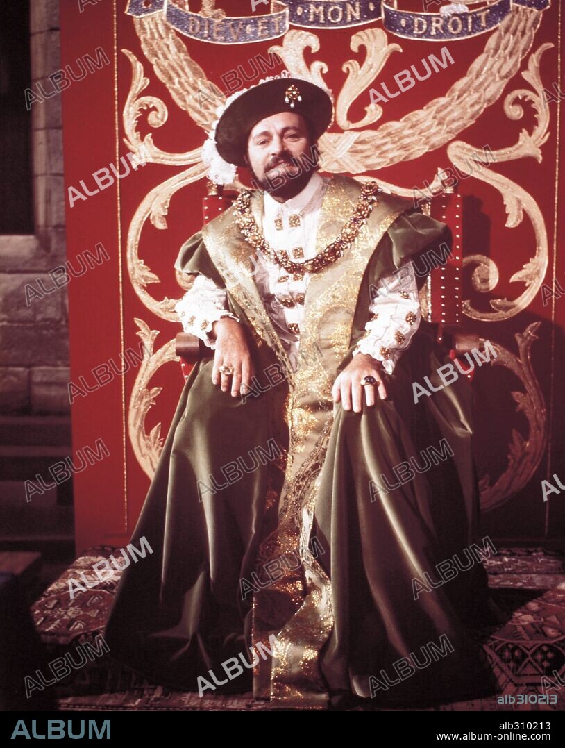 RICHARD BURTON and HEINRICH VIII. VON ENGLAND. RICHARD BURTON in ANNE OF THE THOUSAND DAYS, 1969, directed by CHARLES JARROTT. Copyright UNIVERSAL PICTURES.