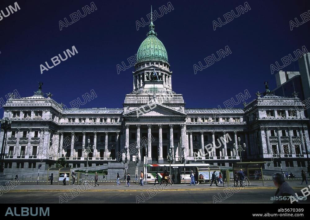 Buenos Aires (Argentina), Palacio del Congreso - Congress Palace. (Parliament building, built 1906). View. Photo, undat.