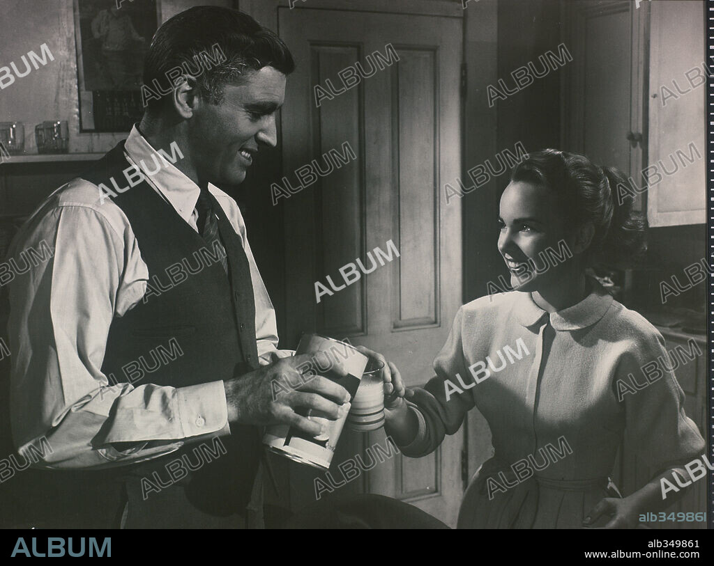 BURT LANCASTER and TERRY MOORE in COME BACK, LITTLE SHEBA, 1952, directed by DANIEL MANN. Copyright PARAMOUNT PICTURES.