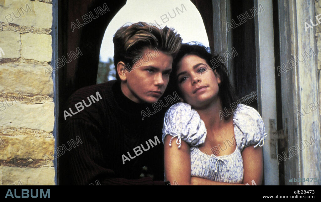 MEREDITH SALENGER und RIVER PHOENIX in A NIGHT IN THE LIFE OF JIMMY REARDON, 1988, unter der Regie von WILLIAM RICHERT. Copyright ISLAND PICTURES.