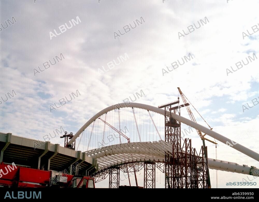 THE CENTRAL OLYMPIC COMPLEX IN THE GREATER ATHENS AREA OF AMAROUSION CALLED OAKA. WITH 100 DAYS TO GO TILL THE START OF THE 2004 OLYMPICS THE STADIUM ROOF OF KALATRAVAS IS STILL ABIT SLOW TO THE FINISH LINE. THE CENTRAL OLYMPIC CENTER HERE ARE SOME PHOTO AS WHAT MR. OSWALD WAS TO SEE 31 MARCH 2004 THE DAY HE CAME TO ATHENS .
