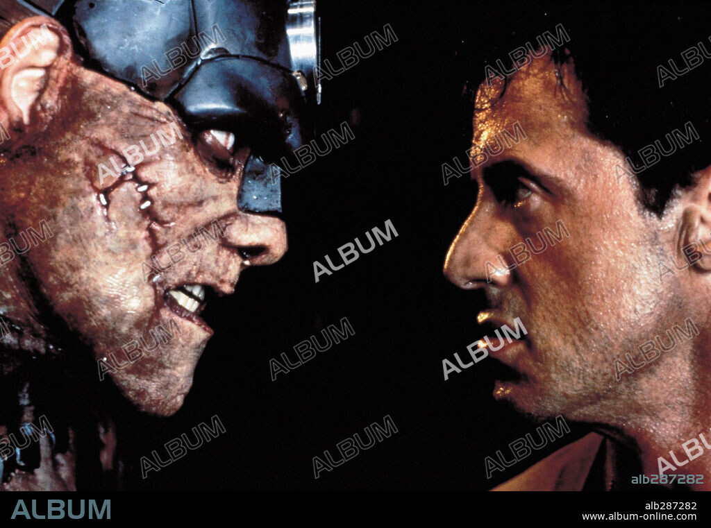 CHRISTOPHER ADAMSON and SYLVESTER STALLONE in JUDGE DREDD, 1995, directed by DANNY CANNON.
