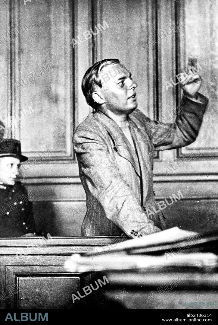 trial of Paul Ferdonnet, called the speaker of Stuttgart (broadcasted the nazi propaganda programs), july 11, 1945.