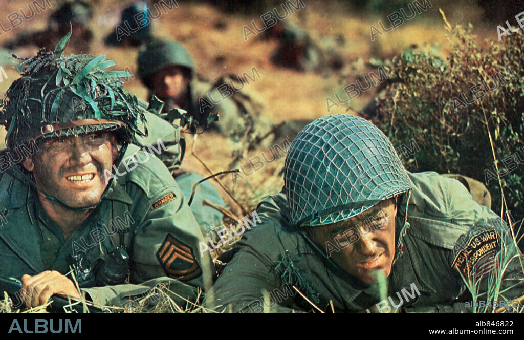ROBERT MITCHUM en LA BATALLA DE ANZIO, 1968 (ANZIO), dirigida por EDWARD DMYTRYK. Copyright COLUMBIA PICTURES.