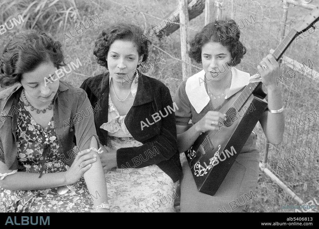Creoles of color, Plaquemines Parish, Louisiana, 1935. The Creoles of color are a historic ethnic group of Creole people that developed in the former French and Spanish colonies of Louisiana (especially New Orleans) and other southern states. Photographed by Ben Shahn (1898-1969).