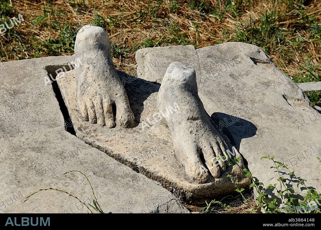 Feet, remains of a Kouros, excavations of the Heraion or sanctuary to the goddess Hera, UNESCO World Heritage Site, Samos island, southern Sporades, Aegean sea, Greece, Europe