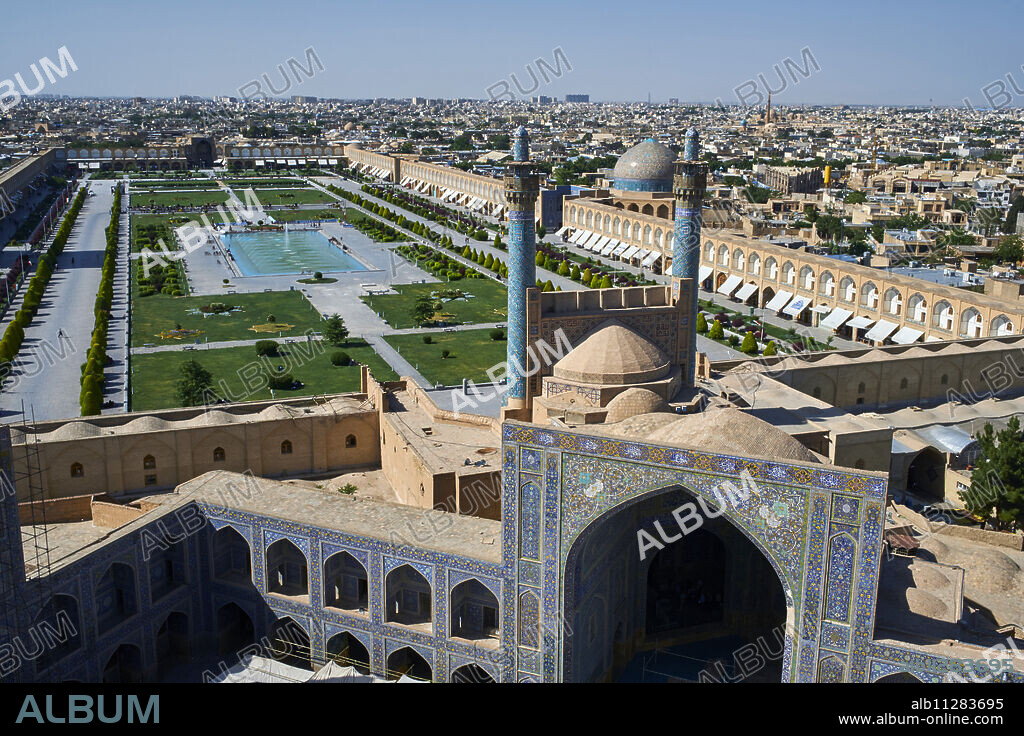 General view of Imam Square, Imam Mosque (Shah Mosque) and Sheikh Lotfollah Mosque, Isfahan, Iran, Middle East.