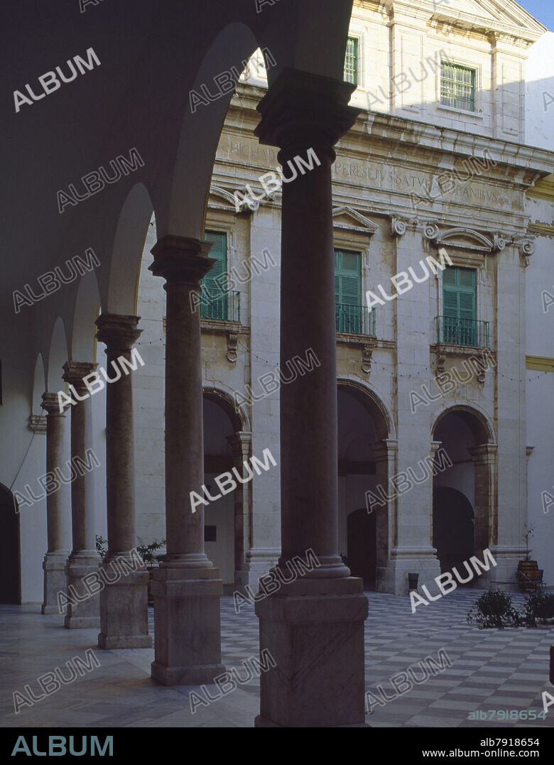 TORCUATO CAYON DE LA VEGA (1725-1783). PATIO DEL HOSPICIO DE CADIZ - ANTIGUO COLEGIO VALCARCEL - SIGLO XVIII - NEOCLASICISMO ESPAÑOL.