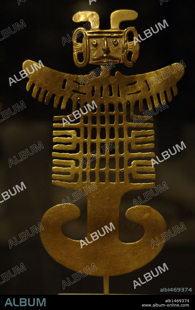ARTE PRECOLOMBINO. COLOMBIA. COLGANTE ANTROPOMORFO. S. V-X (S. V-S. X). Oro. Procede del Departamento de Tolima. Museo Metropolitano de Arte. Nueva York. Estados Unidos.