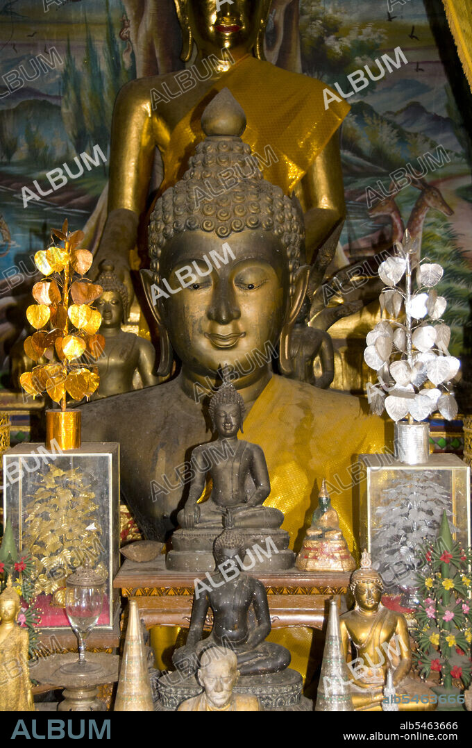 Wat Phrathat Doi Kham or ‘Temple of the Golden Mount’, is located in Tambon Mae Hia, about 10km south of Chiang Mai Old City, in the lee of Doi Suthep. Temple records claim that the temple dates back over 1,300 years ‘to 687 CE’, during the pre-Lan Na period when the region was inhabited by the indigenous animist Lawa. Chiang Mai  (meaning 'new city'), sometimes written as 'Chiengmai' or 'Chiangmai', is the largest and most culturally significant city in northern Thailand. King Mengrai founded the city of Chiang Mai in 1296, and it succeeded Chiang Rai as capital of the Lanna kingdom.