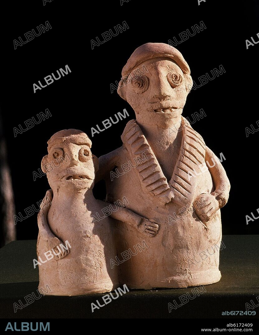FIGURAS EN BARRO (ALFARERO "TITO").