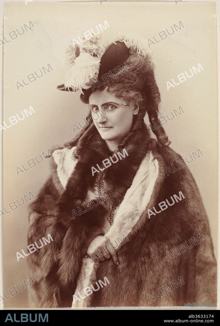 [Countess de Castiglione]. Artist: Pierre-Louis Pierson (French, 1822-1913). Dimensions: Image: 14.3 x 10.1 cm (5 5/8 x 4 in.)
Mat: 59.8 x 49.8 cm (23 9/16 x 19 5/8 in.). Person in Photograph: Countess Virginia Oldoini Verasis di Castiglione (1835-1899). Date: August 31, 1895.