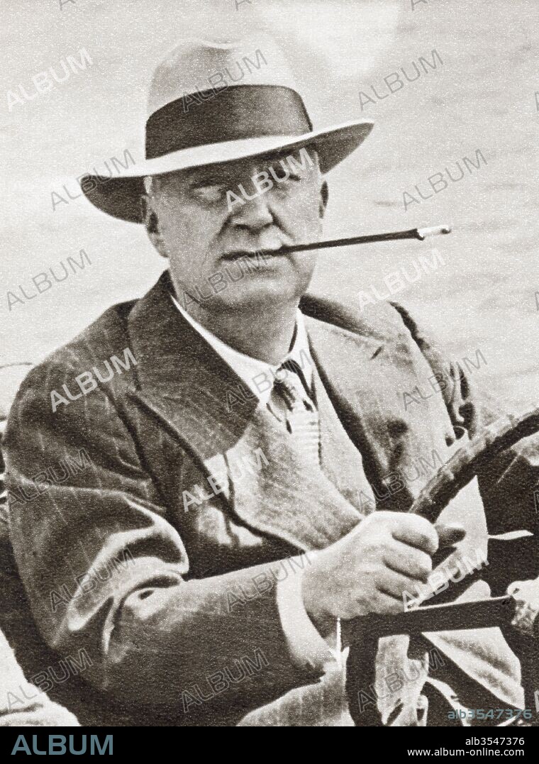 Richard Horatio Edgar Wallace, 1875 – 1932. English crime writer, journalist, novelist, screenwriter and playwright. From The Story of 25 Eventful Years in Pictures, published 1935.