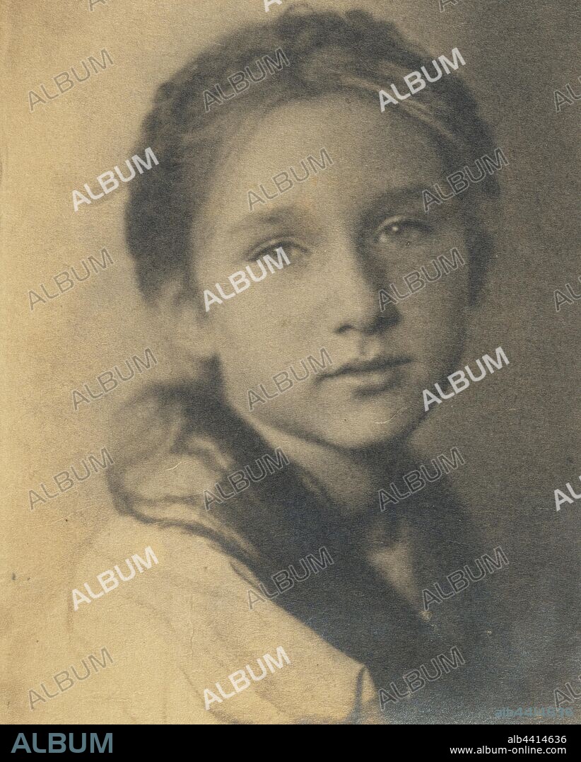 Elizabeth O'Malley McFarland, Gertrude Käsebier (American, 1852 - 1934), New York, New York, United States, about 1914, Platinum print, 21.3 x 16.4 cm (8 3/8 x 6 7/16 in.).