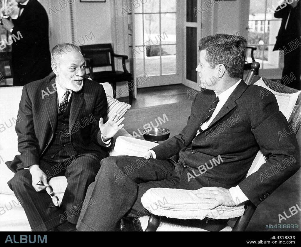 John Fitzgerald Kennedy. Muhammad Zafarullah Khan.