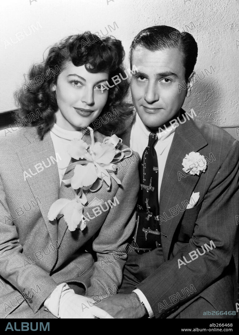ARTIE SHAW y AVA GARDNER. 1945